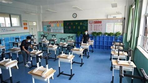 北京中小学校、幼儿园秋季开学时间已确定，各年级分批次开学__财经头条