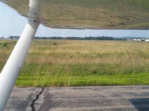Airports in New Hampshire: Concord Municipal Airport KCON Concord, NH