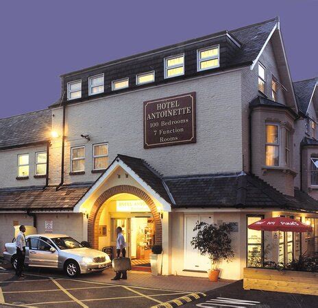 ANTOINETTE HOTEL - KINGSTON (Kingston upon Thames) - Specialty Inn ...