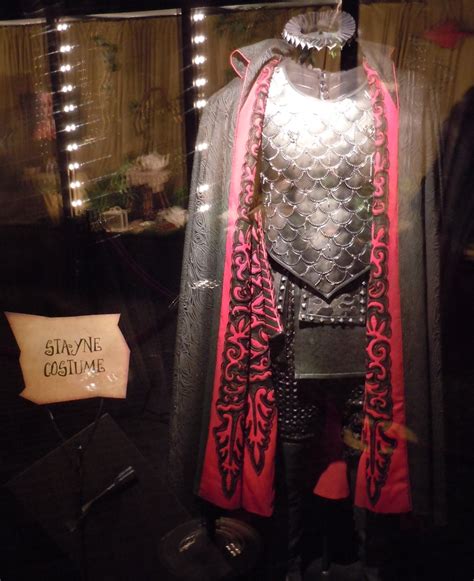 Hollywood Movie Costumes and Props: Fantastic costumes from Disney's ...