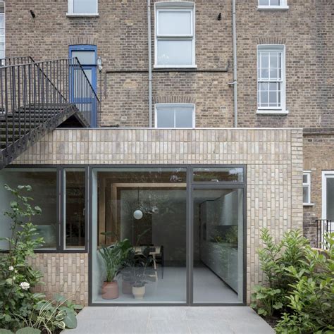 https://architectureforlondon.com/wp-content/uploads/2018/06/Architect-house-extension-design-Islington.jpg?utm_source=chatgpt.com