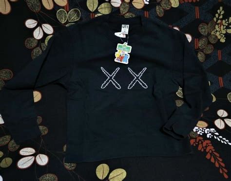 Sesame Street KAWS Uniqlo Black Sweatshirt - Size S India | Ubuy