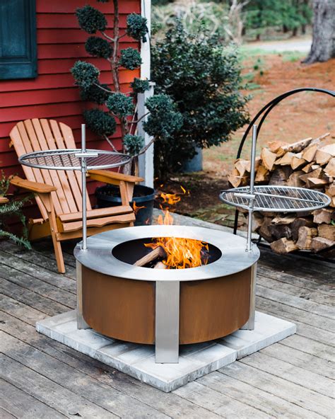 Breeo Introduces the World’s Largest Smokeless Fire Pit - The Gear Bunker