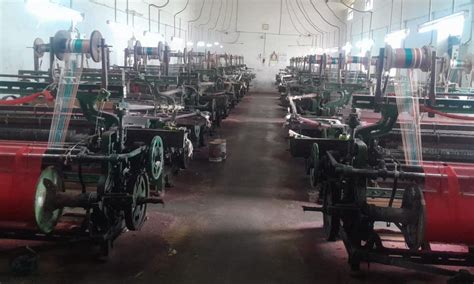 Powerloom job workers begin protest fast in Coimbatore and Tirupur