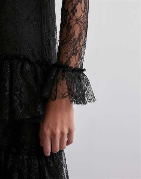 Köp Malina Joelle lace maxi dress - Black | Nelly.com