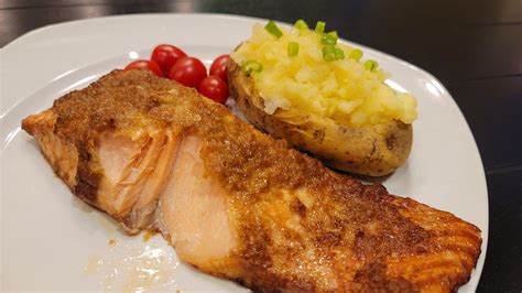 Ginger Soy Salmon - Food 400°