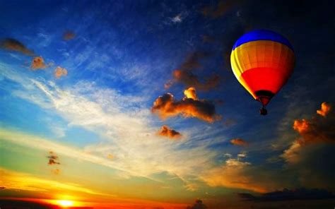 Places That Offer Hot Air Balloon Rides In India - Hello Travel Buzz
