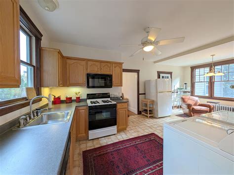 51 Reservoir St #1, Cambridge, MA 02138 | Zillow