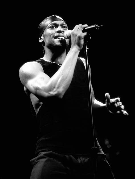 R&B Legend D’Angelo Passes Away at 51 After Private Battle with ...