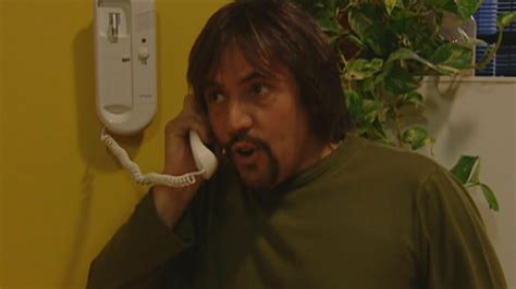 Mira Tiempo final, temporada 1, episodio 20: El autógrafo en Paramount+ ...