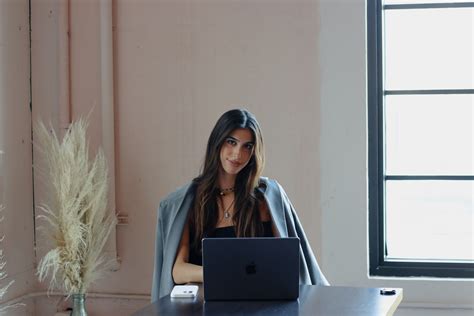 Merry Christmas in Italian (Buon Natale Meaning) - Savoring Italy