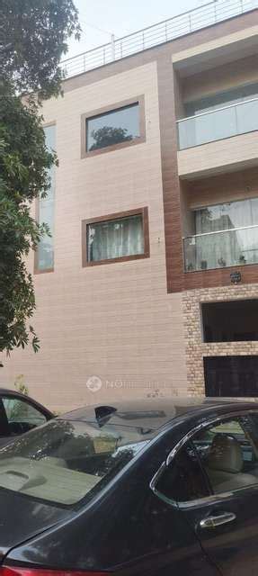 Property for rent in Sector 36, RHO I for Rs 15000 available Immediately