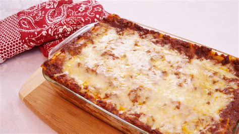 Beef and Cheese Lasagna   Food Boiling