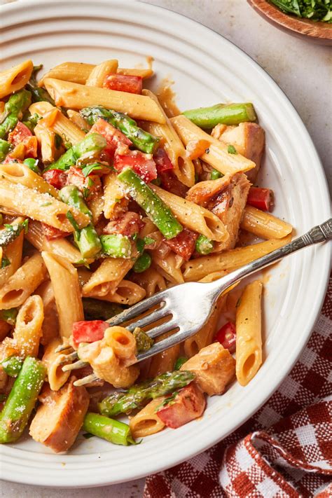 Spicy Chicken Chipotle Pasta - The Pasta Twins