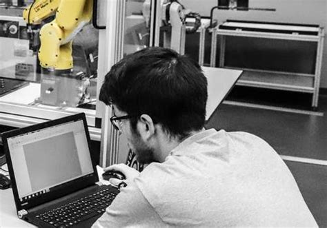 Fanuc Robot Operator Training Course 的图像结果