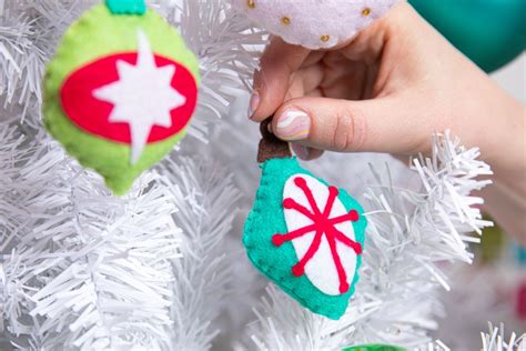 Card Making Using Sizzix Dies 的图像结果