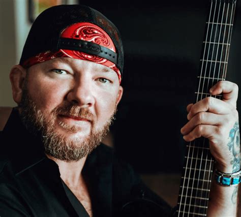 Stoney LaRue - A Sunday at the Ranch - The Rook