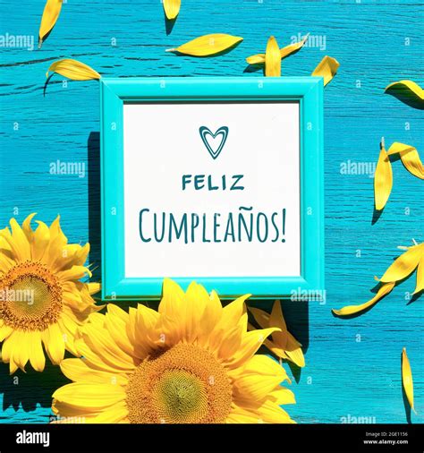Happy birthday in spanish hi-res stock photography and images - Alamy