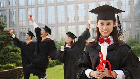 2022届高校毕业生规模预计1076万人凤凰网青岛_凤凰网