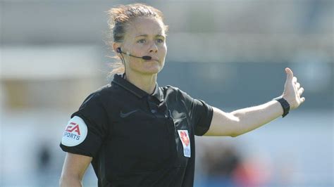Best Female Soccer Referee at Mae Burley blog