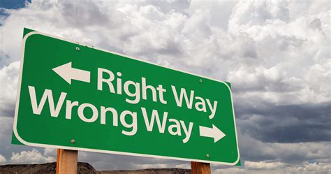 4K Time lapse Right Way, Wrong Way Green Road Sign and Stormy Cumulus ...