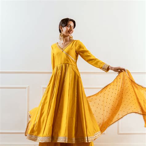 Salma Sitara Mustard Angrakha set – rivaajclothing