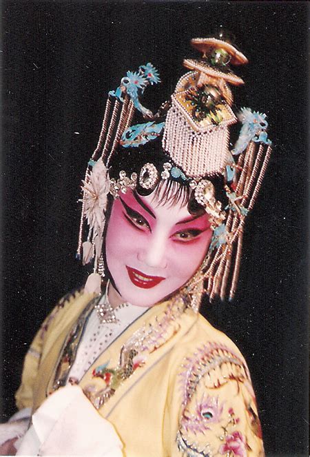 孙毓敏在京剧《一代贤后》中饰窦皇后