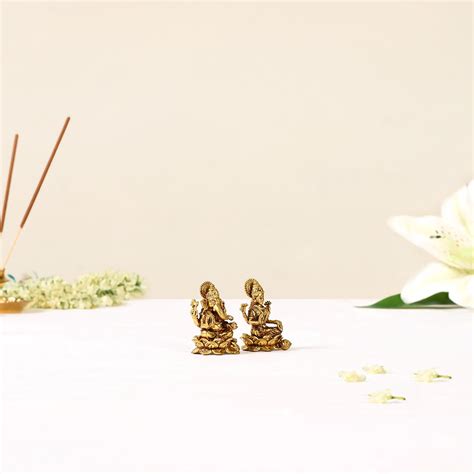 Laxmi And Ganpati Brass Idol Set Of 2 Online - Premium Devotion | Nestasia