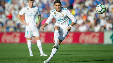Cristiano Ronaldo Free Kick Speed at Sara Swasey blog