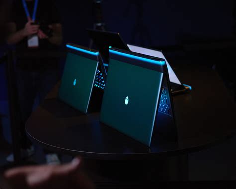 Alienware Area 51 Laptop 的图像结果