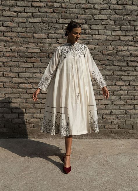 Buy - Leihnai raglan sleeve overlay | Elan Store