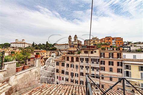 Luxury Spanish Steps Penthouse: for Rent in the Center of Rome