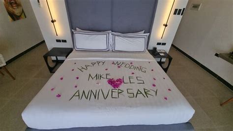 EPIC SUITES (Bohol Province/Dauis) - Hotel Reviews, Photos, Rate ...