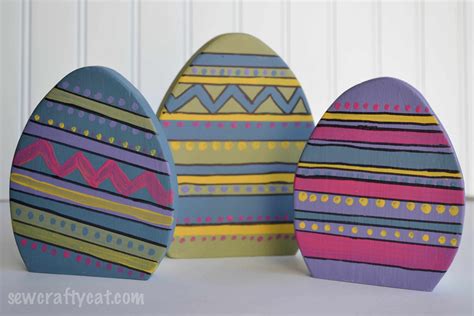 DIY Project - Wood Easter Eggs - Typically Simple