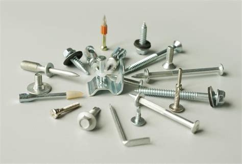 螺絲、螺栓、螺釘、螺柱這類緊固件如何區分？螺絲緊固件巧辨別 - 每日頭條