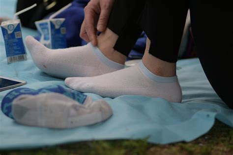 自带黑科技的抗菌袜 终于可以7天不换袜子了！| 檀生活__财经头条