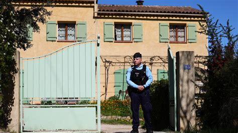Mort du petit Émile: la garde à vue de ses grands-parents prolongée de 24h