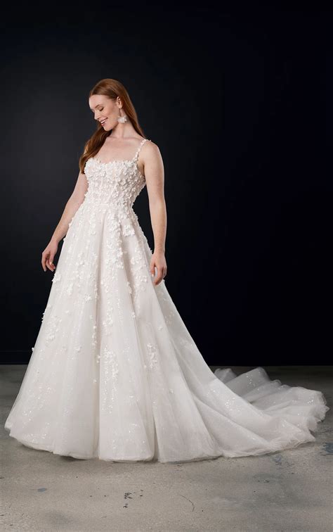 Chic 3D Floral Wedding Dress with Square Neckline