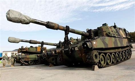 Top 10 self-propelled Howitzers in the world