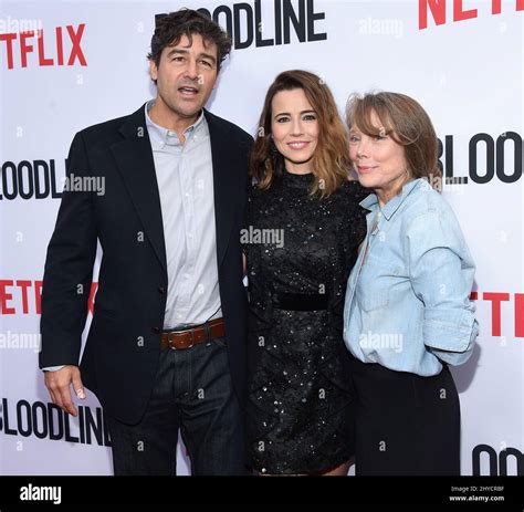 Kyle Chandler, Linda Cardellini and Sissy Spacek arriving to the ...