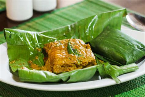 Paturi Maach Recipe: How to Make Paturi Maach Recipe | Homemade Paturi ...