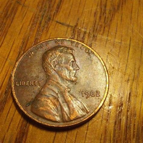 1982 small date penny weight 3.1 gram — Collectors Universe