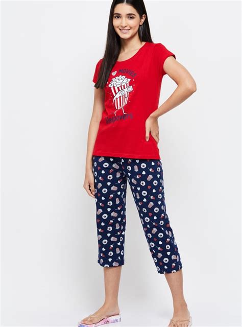 Buy Women Printed T-shirt with Drawstring Waist Capris Online at just ...