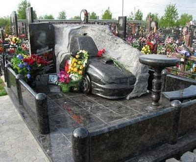 Необычные и оригинальные памятники на могилу из гранита