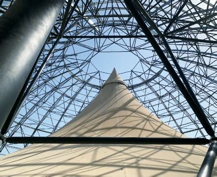 Advantages of space frame structure and truss structure