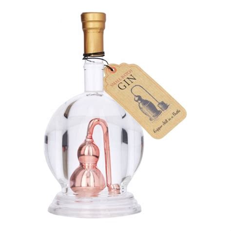 https://www.thewhiskyworld.com/images/small-batch-gin-copper-still-in-a-bottle-20cl-p17045-32880_medium.jpg?utm_source=chatgpt.com