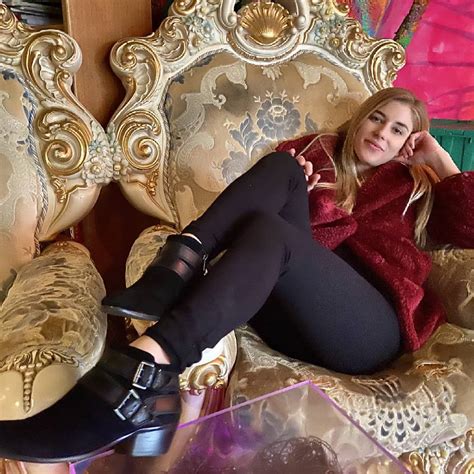 Nikki peach (@nikki_peachy) • Instagram photos and videos