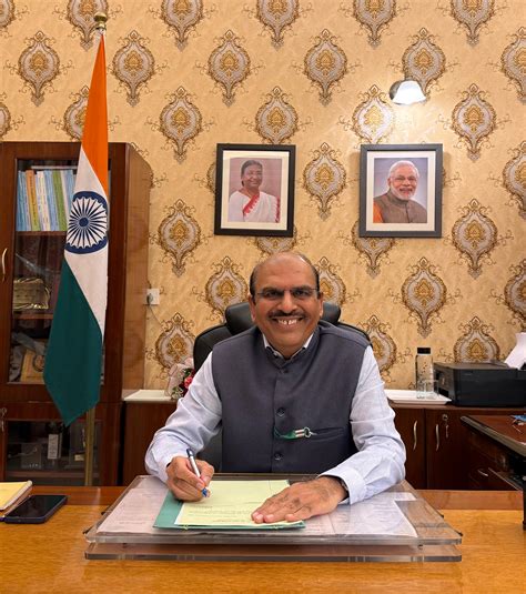 Press Release:Press Information Bureau