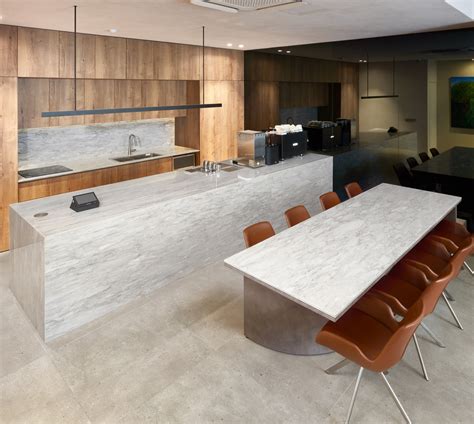 Elba White - Hanstone Quartz