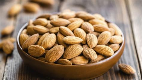 manfaat konsumsi almond setiap hari